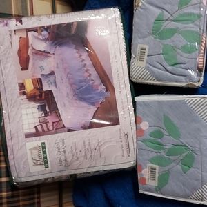 American Pacific hand crafted patchwork quilt full/queen and 2 matching shams
